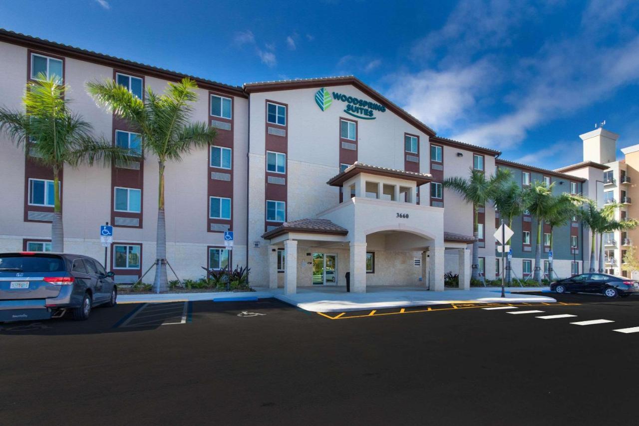 Woodspring Suites Мирамар Экстерьер фото