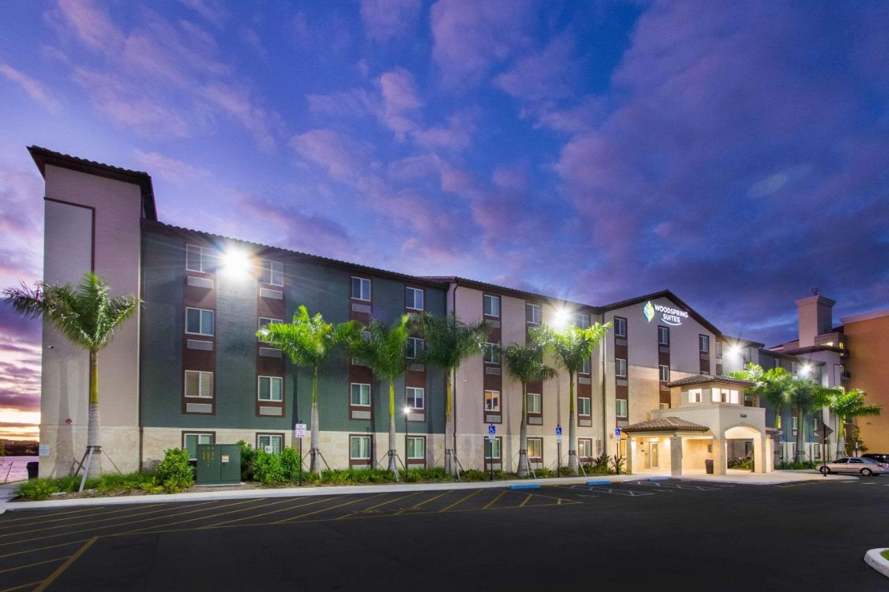 Woodspring Suites Мирамар Экстерьер фото