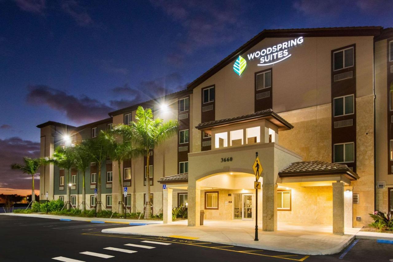 Woodspring Suites Мирамар Экстерьер фото